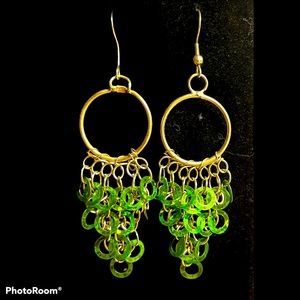 Vintage 90s dangle earrings